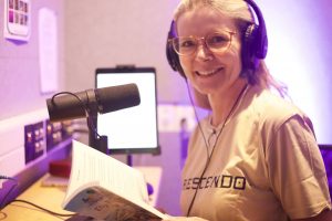 Susie Cato recording audiobook at Crescendo Studio